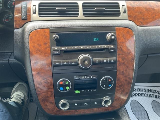 used 2008 Chevrolet Suburban car, priced at $4,995