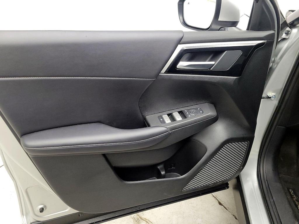 used 2024 Mitsubishi Outlander car, priced at $26,998