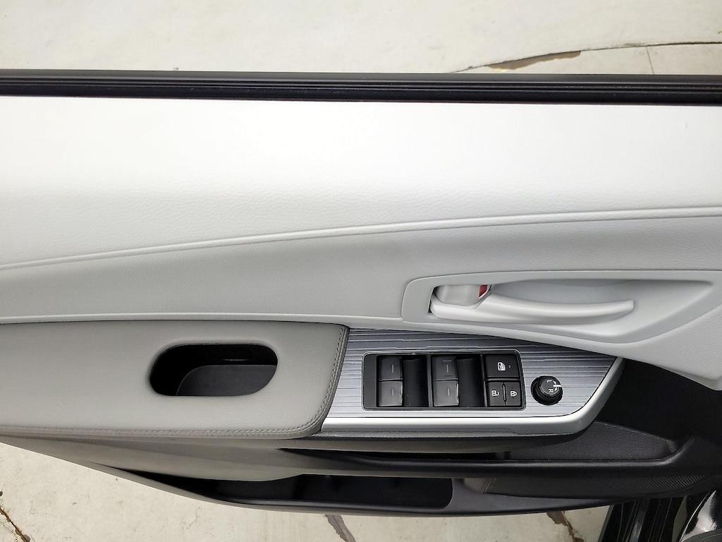 used 2025 Toyota Sienna car, priced at $50,998