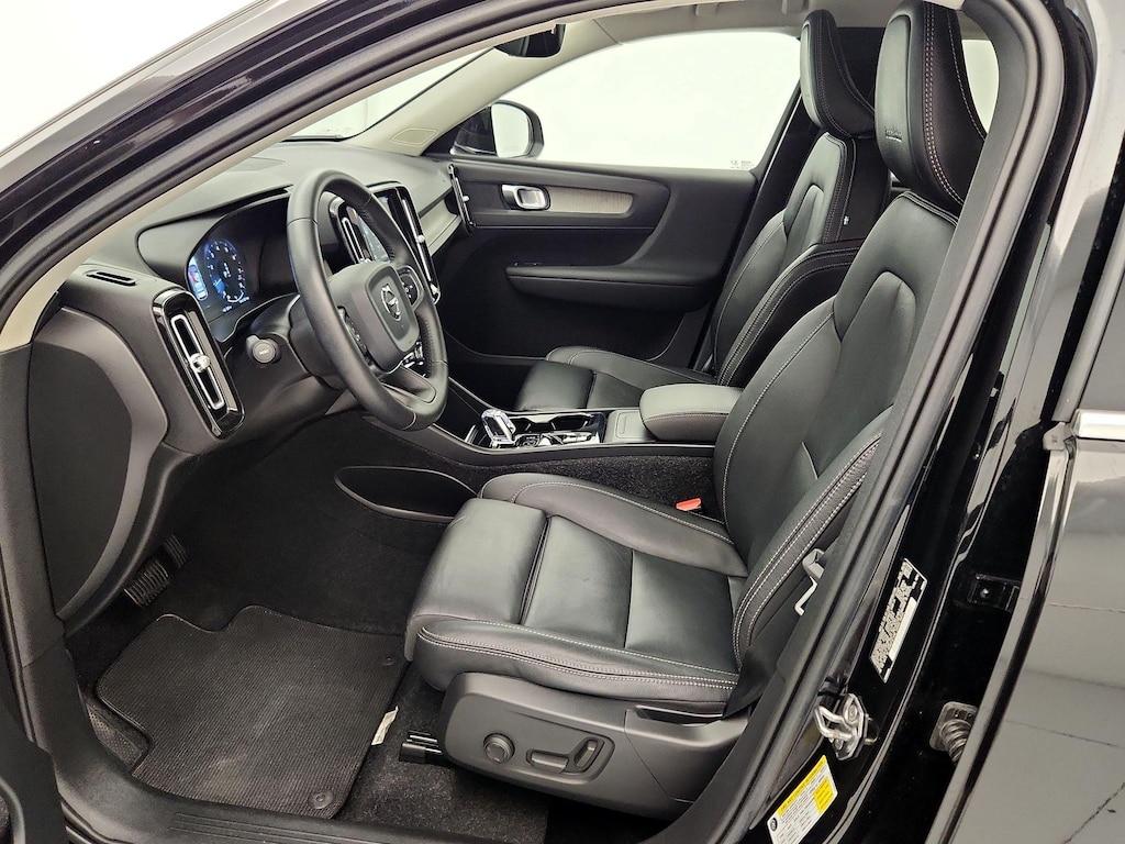 used 2020 Volvo XC40 car, priced at $27,998