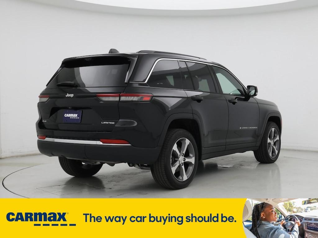 used 2024 Jeep Grand Cherokee car, priced at $43,998