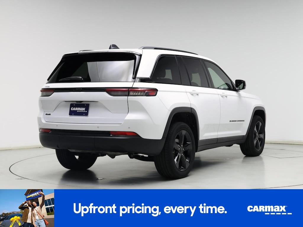 used 2023 Jeep Grand Cherokee car, priced at $32,998