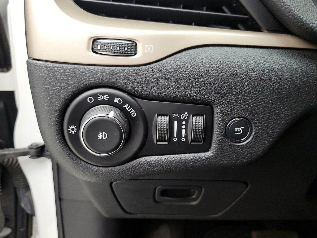 used 2016 Jeep Cherokee car, priced at $13,599