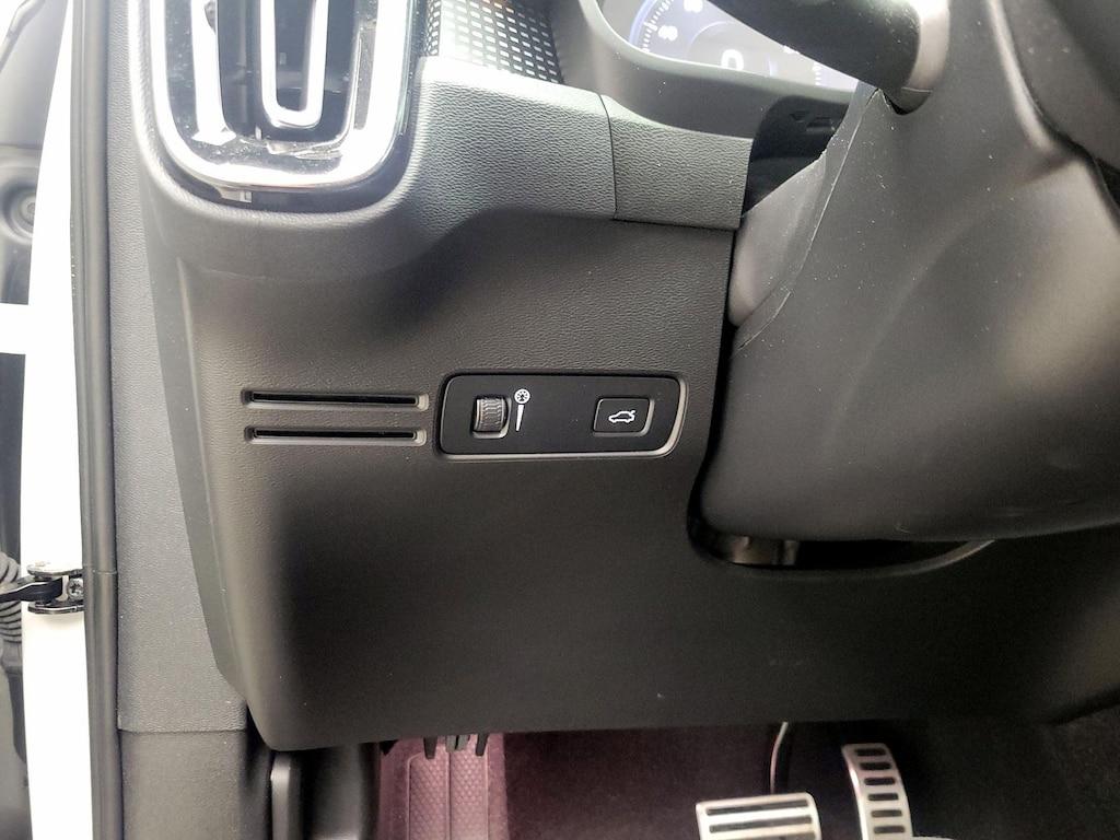 used 2022 Volvo XC40 car, priced at $31,998