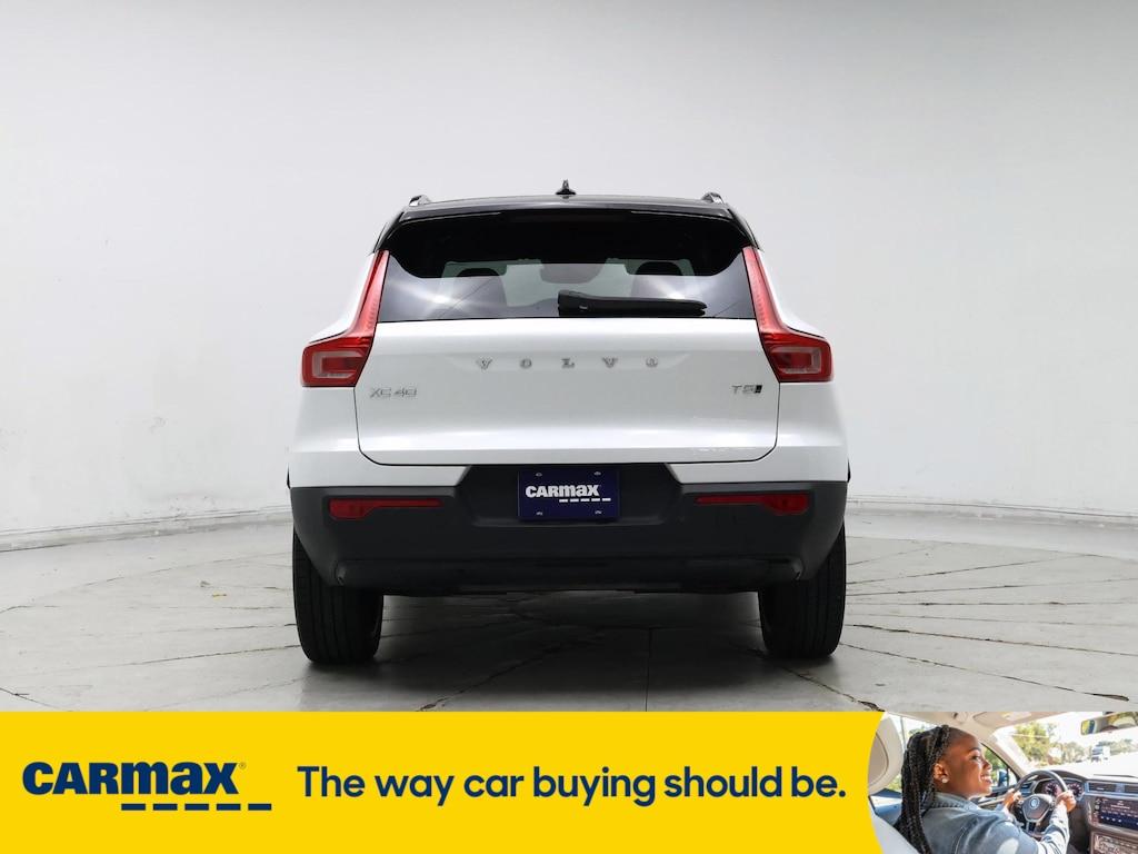 used 2022 Volvo XC40 car, priced at $31,998