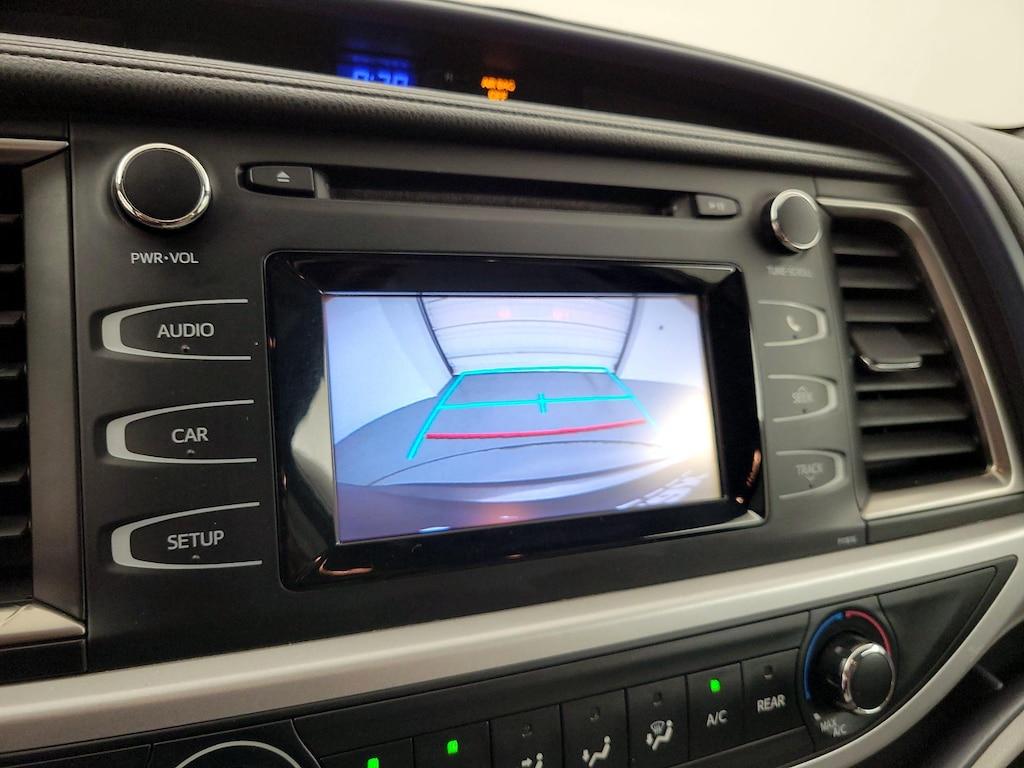 used 2019 Toyota Highlander car, priced at $25,998