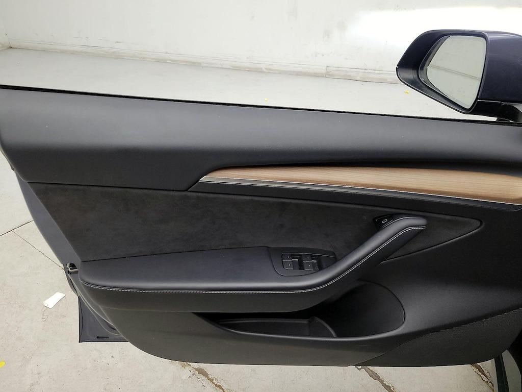 used 2022 Tesla Model 3 car, priced at $28,998