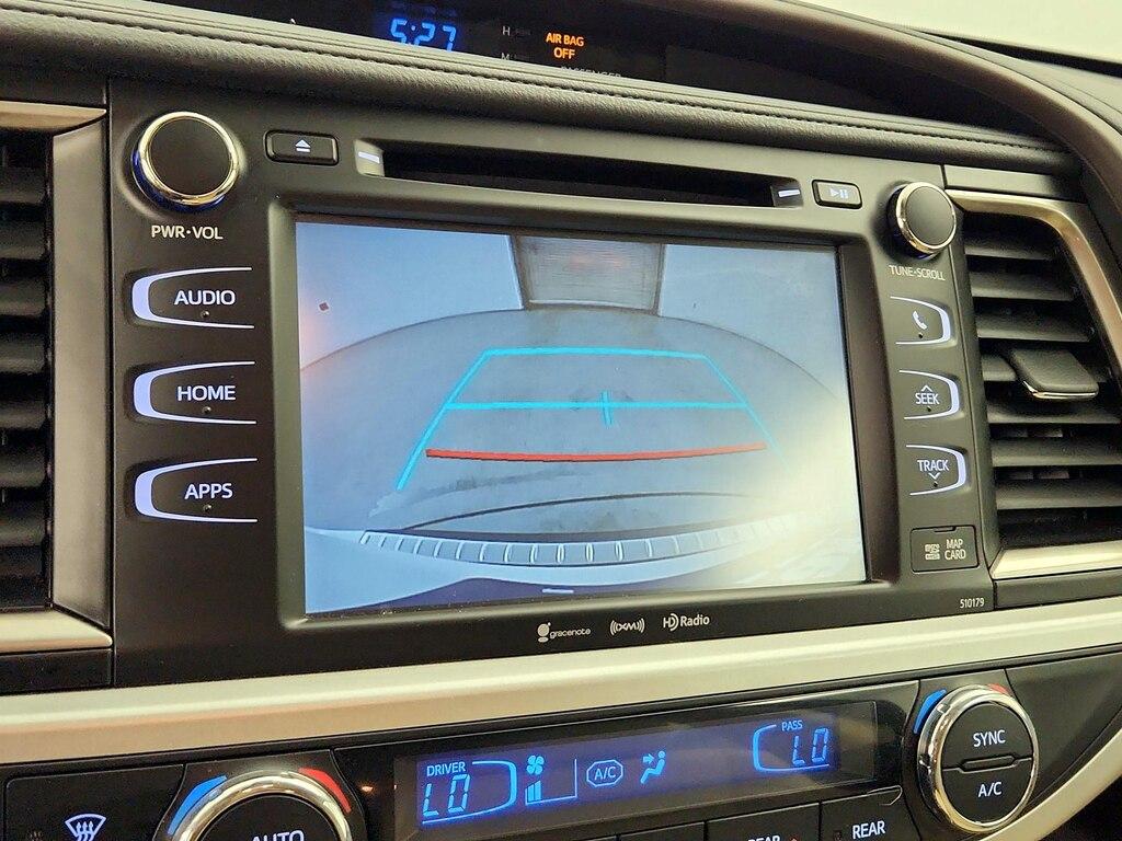 used 2018 Toyota Highlander car, priced at $29,998