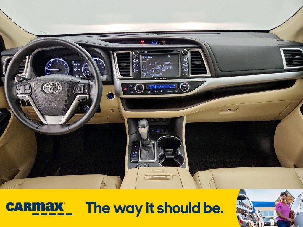 used 2018 Toyota Highlander car, priced at $29,998