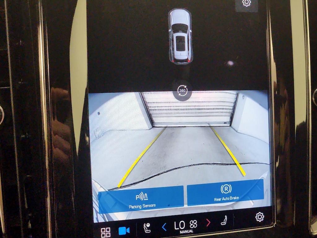 used 2022 Volvo XC60 Recharge Plug-In Hybrid car, priced at $36,998