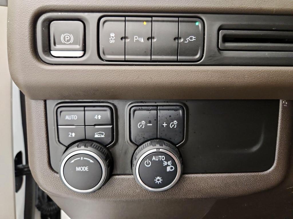 used 2021 Chevrolet Suburban car, priced at $51,998