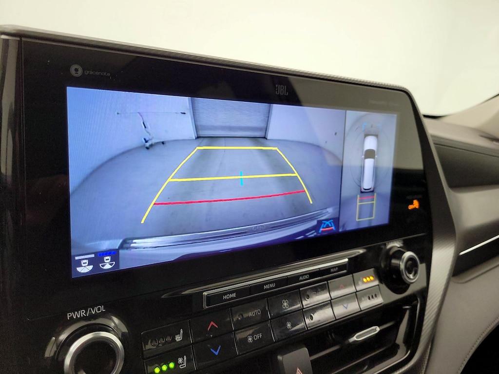 used 2021 Toyota Highlander car, priced at $41,998