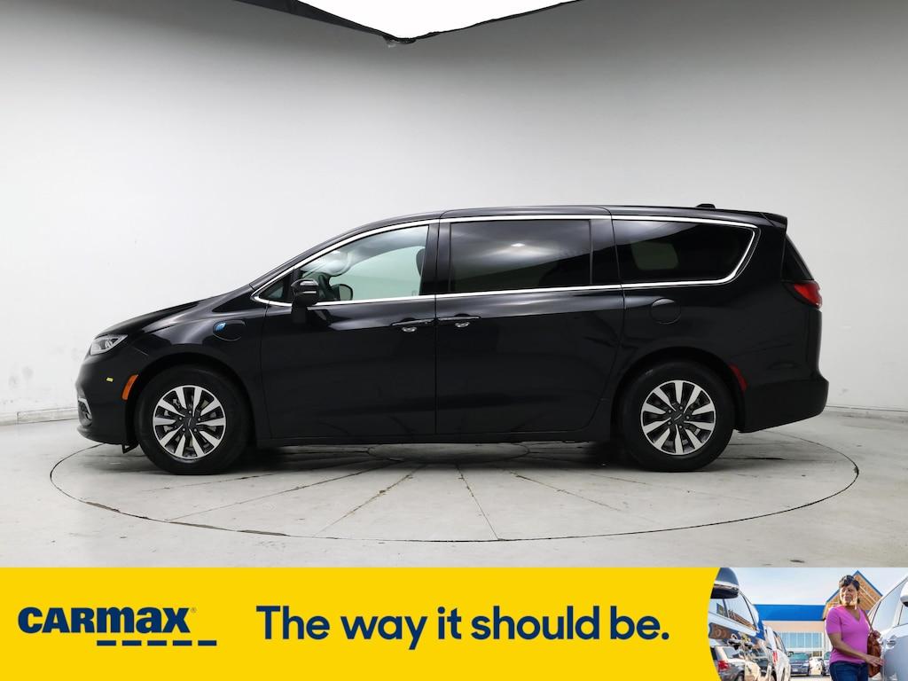 used 2023 Chrysler Pacifica Hybrid car, priced at $28,998