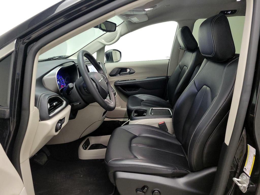 used 2023 Chrysler Pacifica Hybrid car, priced at $28,998
