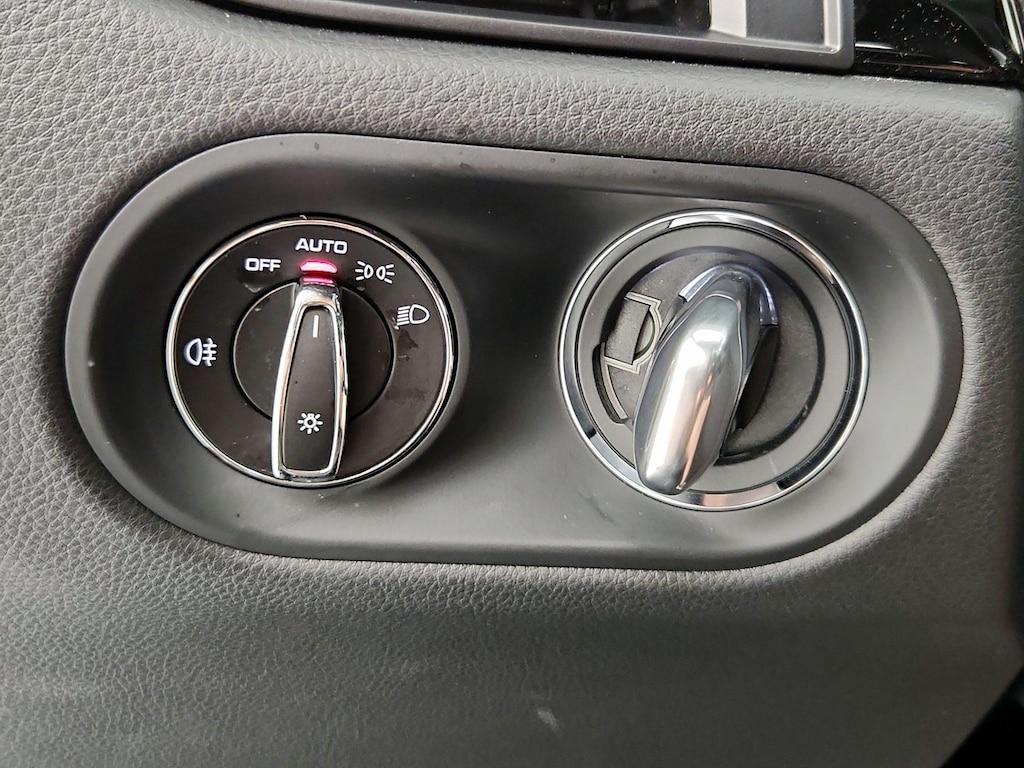 used 2022 Porsche Macan car, priced at $50,998