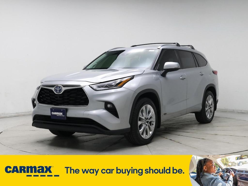 used 2022 Toyota Highlander Hybrid car, priced at $44,998