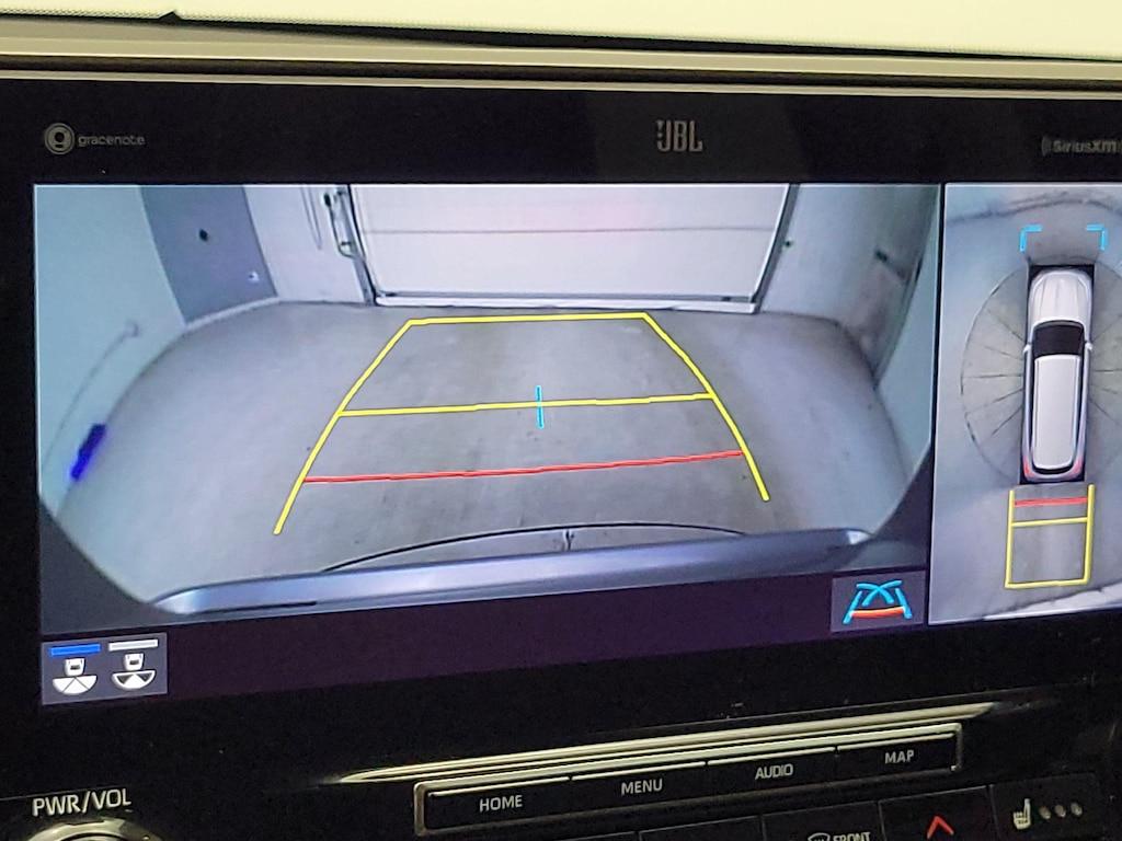 used 2022 Toyota Highlander Hybrid car, priced at $44,998