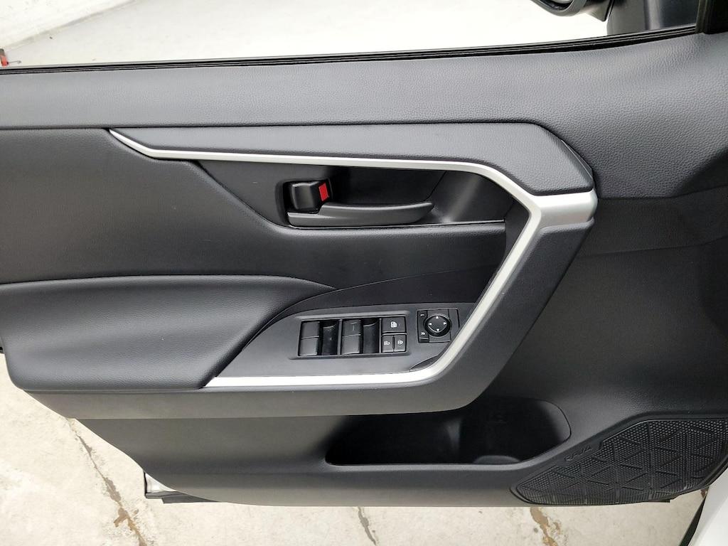 used 2022 Toyota RAV4 Hybrid car, priced at $32,998