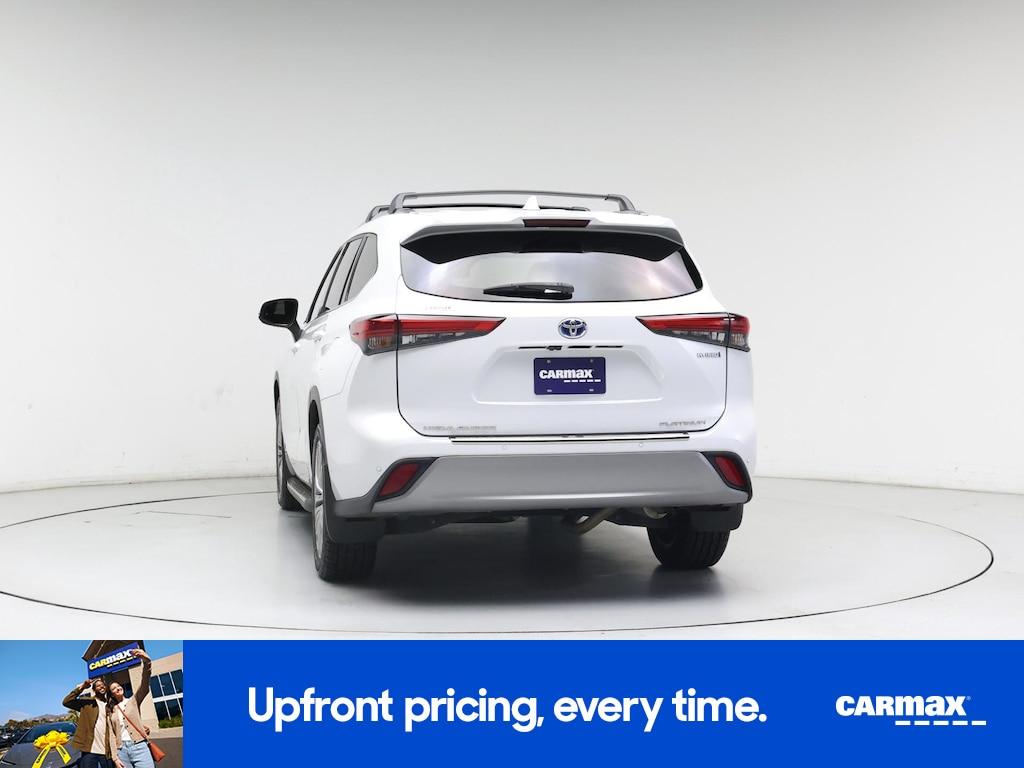 used 2022 Toyota Highlander Hybrid car, priced at $43,998