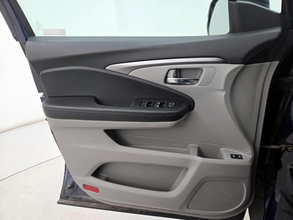 used 2017 Honda Pilot car, priced at $18,998