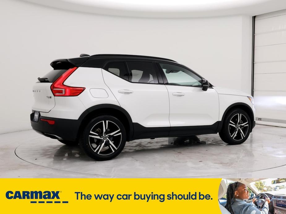 used 2020 Volvo XC40 car, priced at $25,998