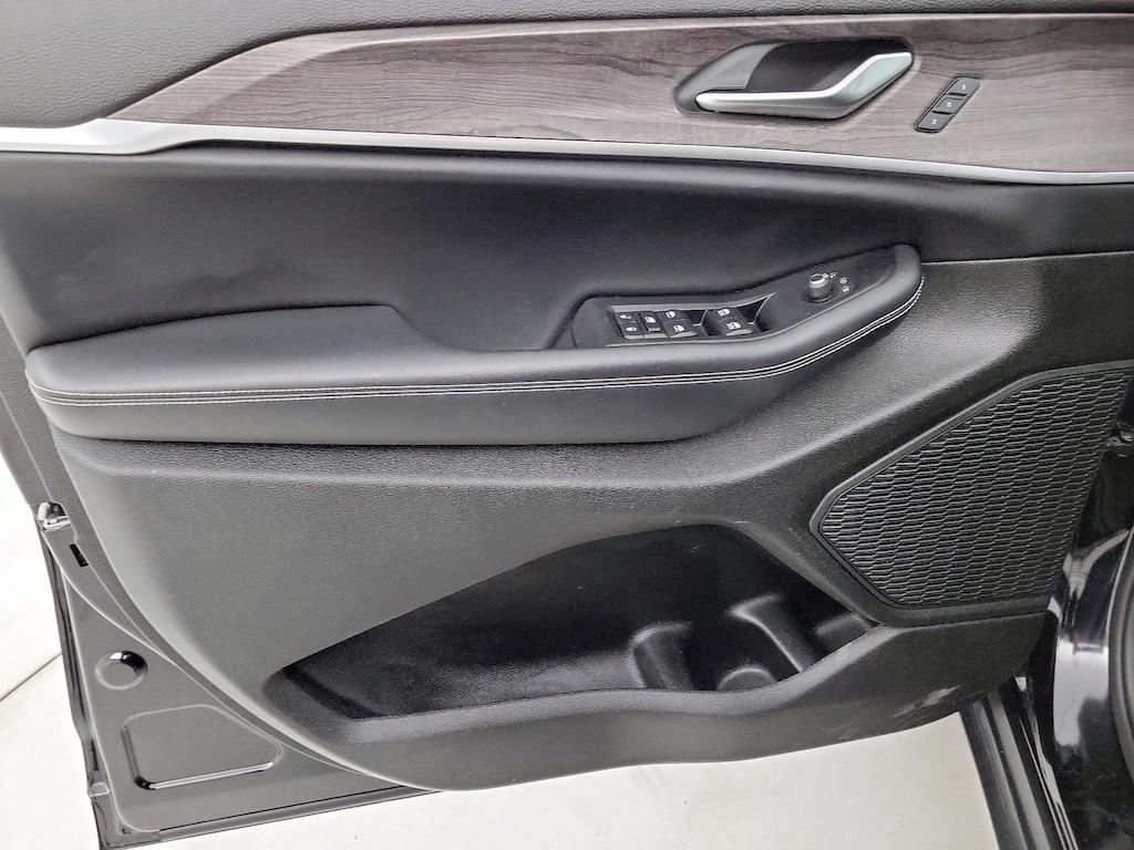 used 2023 Jeep Grand Cherokee car, priced at $36,998