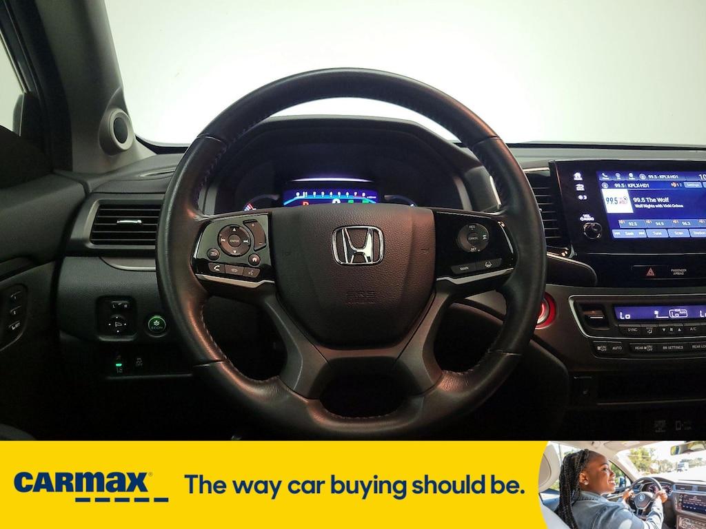 used 2022 Honda Pilot car, priced at $33,998