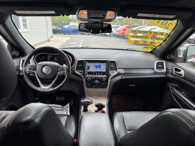used 2015 Jeep Grand Cherokee car, priced at $13,998
