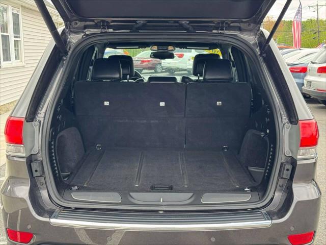 used 2015 Jeep Grand Cherokee car, priced at $13,998