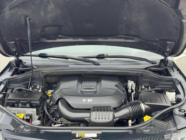 used 2015 Jeep Grand Cherokee car, priced at $13,998