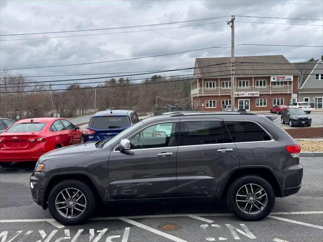 used 2017 Jeep Grand Cherokee car, priced at $15,498