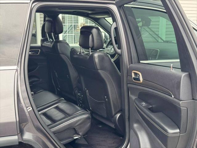 used 2017 Jeep Grand Cherokee car, priced at $15,498