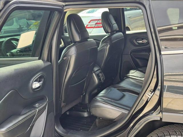 used 2015 Jeep Cherokee car, priced at $10,998