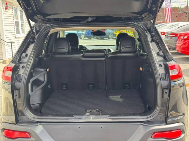 used 2015 Jeep Cherokee car, priced at $10,998