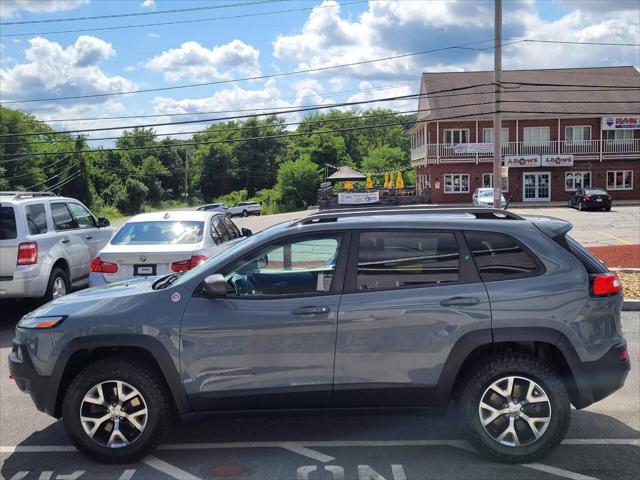 used 2014 Jeep Cherokee car, priced at $12,998