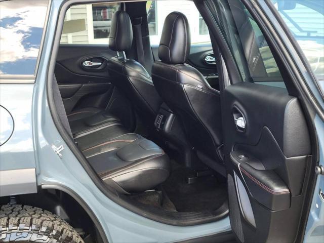 used 2014 Jeep Cherokee car, priced at $12,998