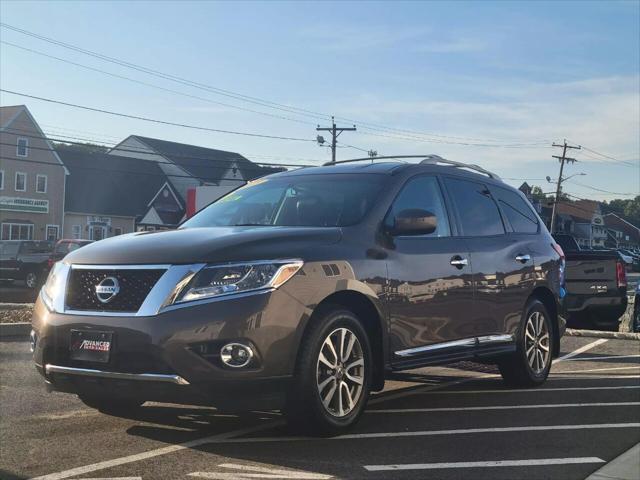 used 2015 Nissan Pathfinder car, priced at $14,998