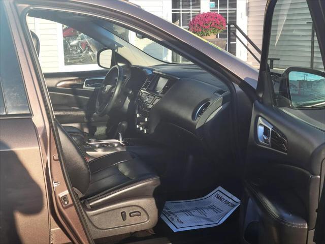 used 2015 Nissan Pathfinder car, priced at $14,998