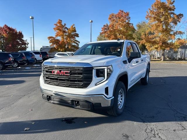 new 2025 GMC Sierra 1500 car, priced at $46,180