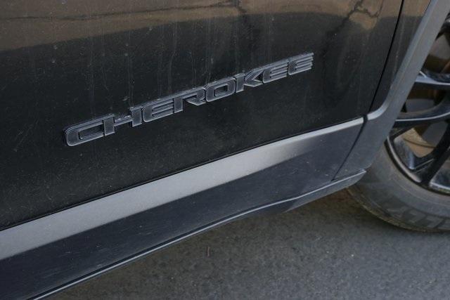 used 2023 Jeep Cherokee car, priced at $23,290