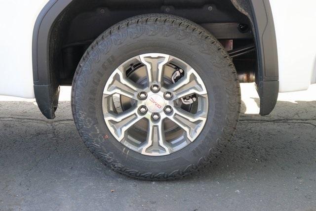new 2025 GMC Sierra 1500 car, priced at $48,071