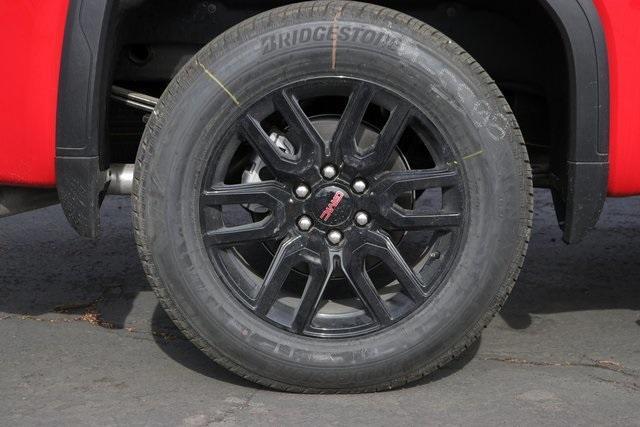 new 2025 GMC Sierra 1500 car, priced at $55,655