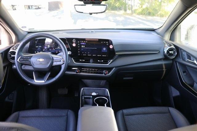 used 2025 Chevrolet Equinox car, priced at $29,690