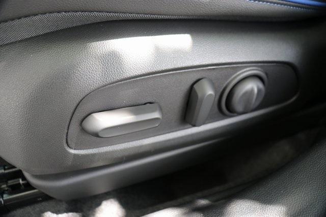 new 2025 Buick Envista car, priced at $26,181