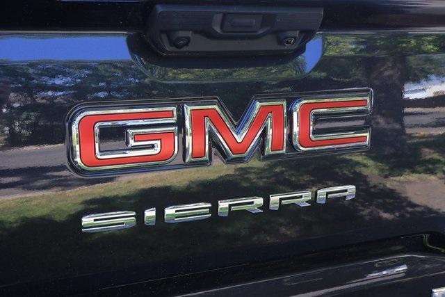 new 2025 GMC Sierra 1500 car, priced at $52,471