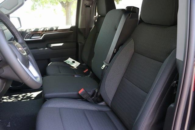 new 2025 GMC Sierra 1500 car, priced at $52,471