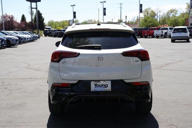 new 2024 Buick Encore GX car, priced at $31,221