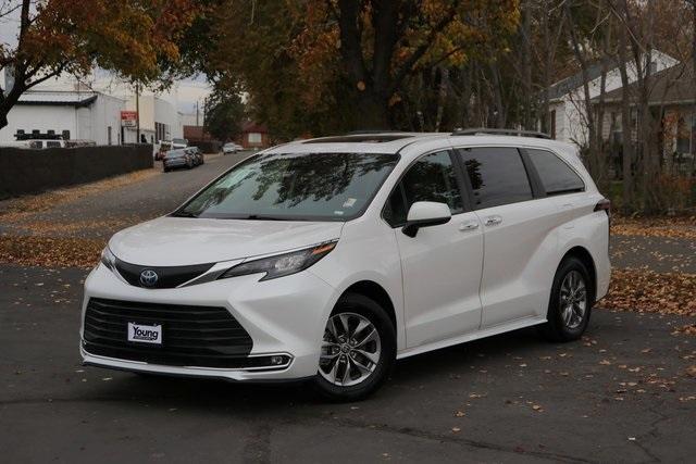 used 2024 Toyota Sienna car, priced at $40,690