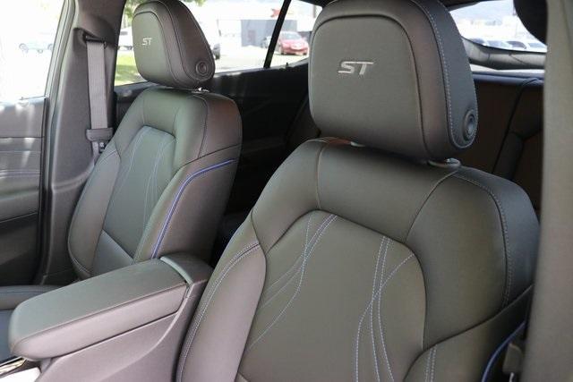 new 2025 Buick Envista car, priced at $26,640