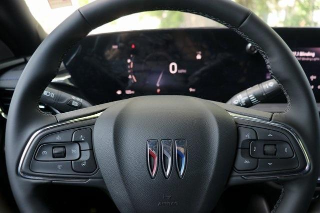 new 2025 Buick Envista car, priced at $26,640